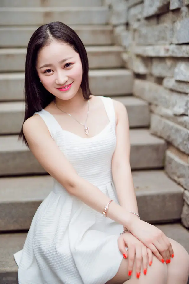 瑞安温州私人伴游商务伴游乔妹的联系方式！